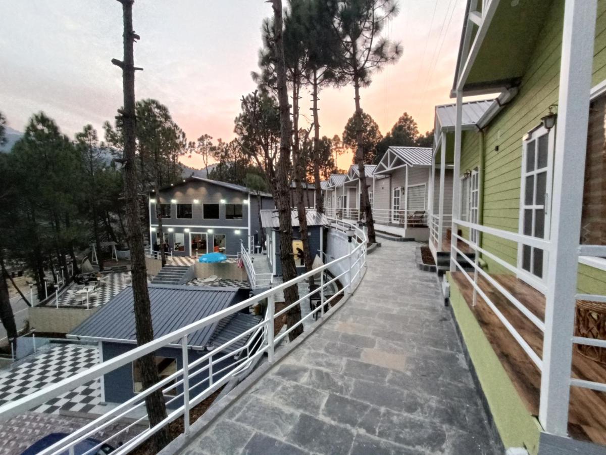 Dls Nature Trinket Resort 戴尔豪斯 外观 照片