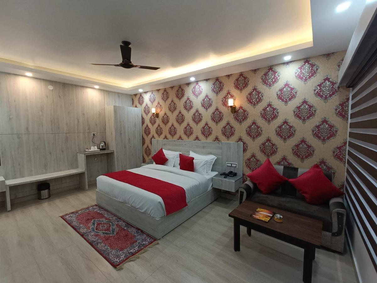 Dls Nature Trinket Resort 戴尔豪斯 外观 照片